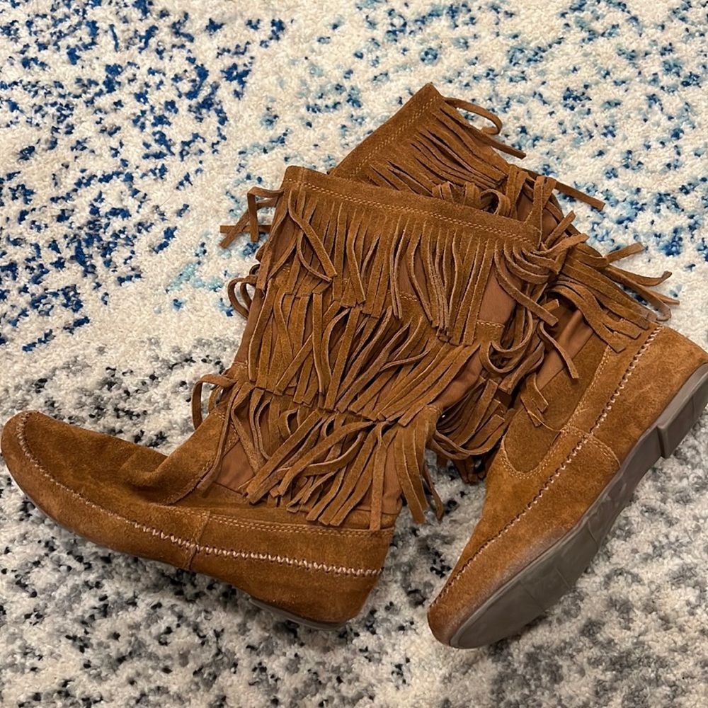 Fringe Boot